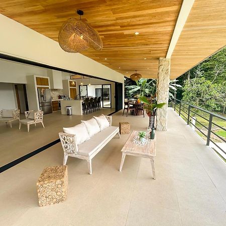 Casa River Stone Al Pie Del Rio Ojochal Dış mekan fotoğraf