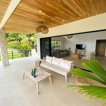 Casa River Stone Al Pie Del Rio Ojochal Dış mekan fotoğraf