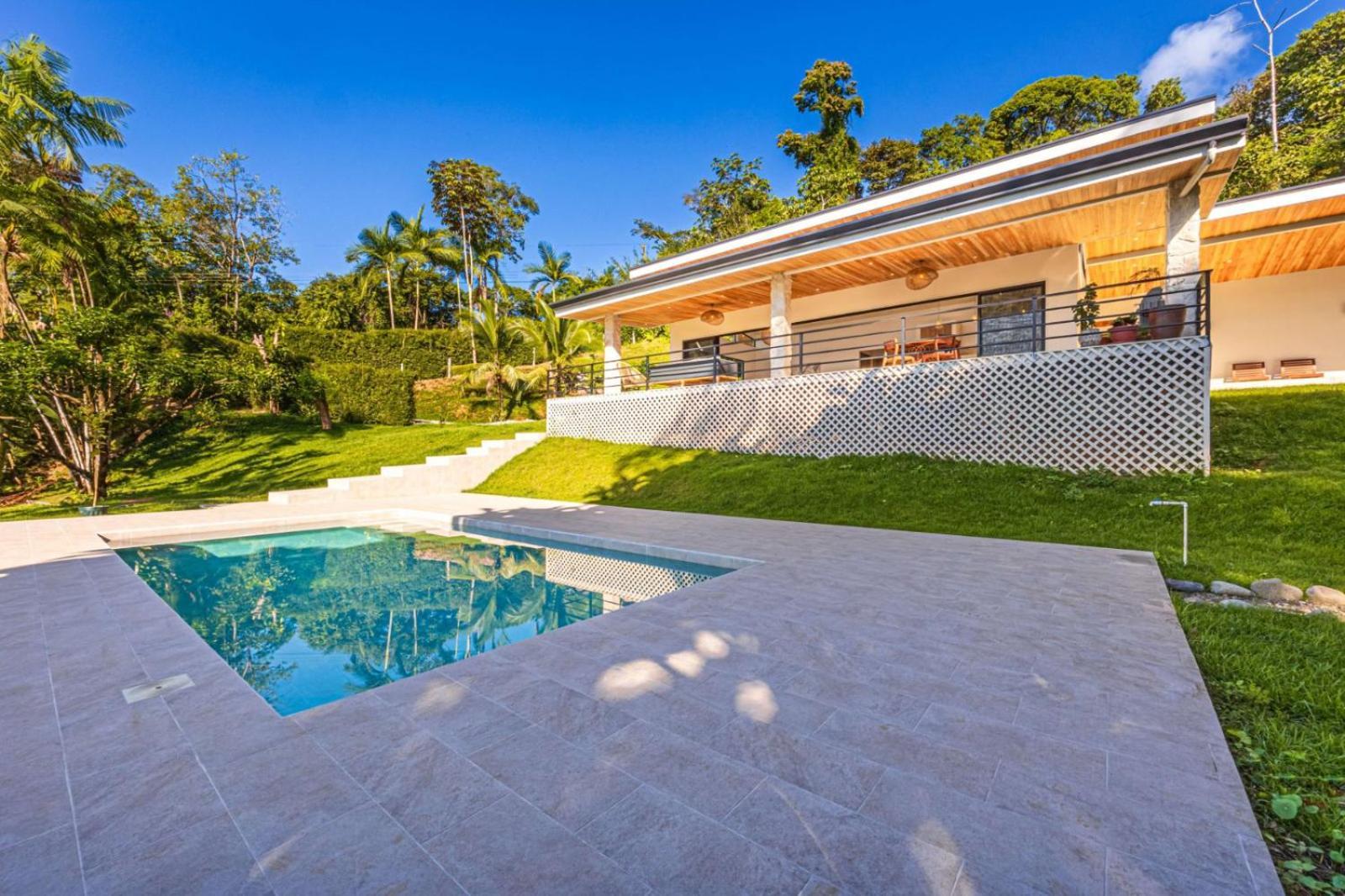 Casa River Stone Al Pie Del Rio Ojochal Dış mekan fotoğraf